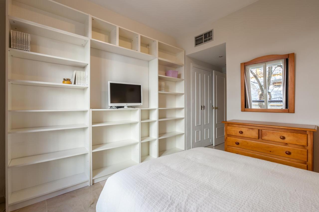 Apartamento cerca del Alcázar con garaje privado Siviglia Esterno foto